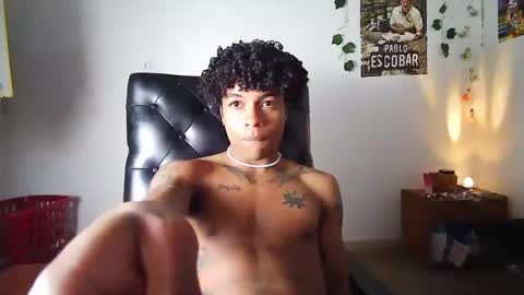 black_tentationx online show from February 18, 2025, 4:26 am