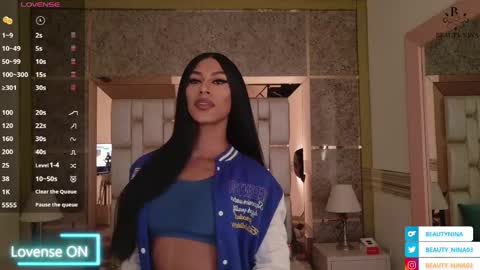 Snapshot of blackbeauty_ts chatting on April 14, 2026, 1:17 pm Nina online show from April 14, 2026, 1:17 pm