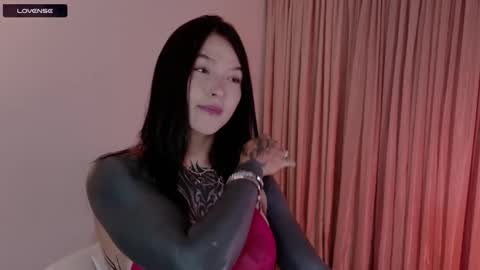 Inst  Blackcybergirl online show from February 17, 2026, 11:33 pm