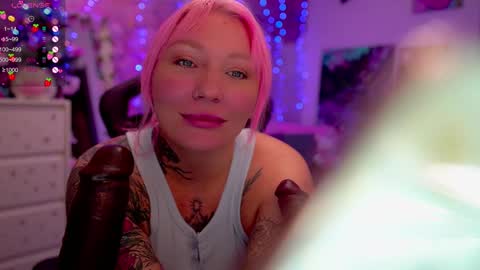 Alice online show from December 14, 2024, 7:25 pm