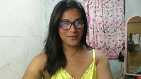 Ellez online show from March 2, 2026, 6:48 pm