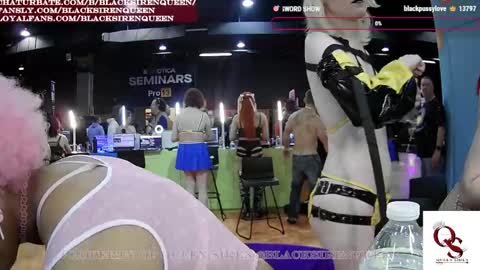 Queen Siren online show from April 11, 2026, 10:47 pm