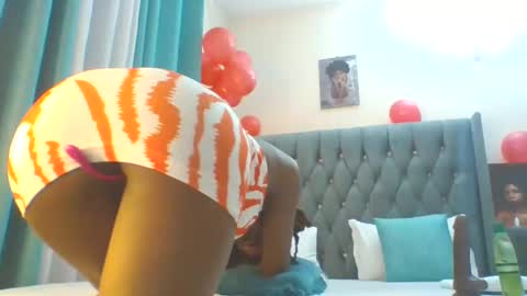 Snapshot of blackthickpussy chatting on February 15, 2025, 9:04 pm blackthickpussy online show from February 15, 2025, 9:04 pm