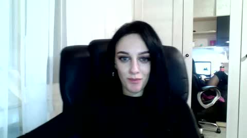 Ivy online show from January 18, 2025, 11:33 pm