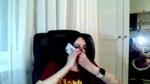 Ivy online show from January 21, 2025, 6:55 pm