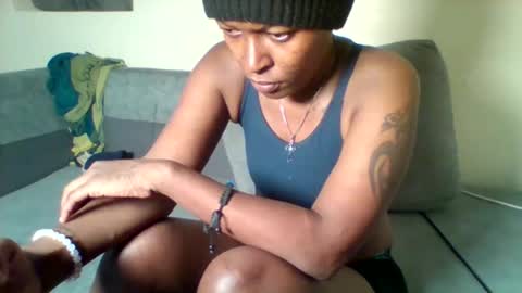 Snapshot of blacky_winndy chatting on October 10, 2025, 7:02 pm blacky_winndy online show from October 10, 2025, 7:02 pm