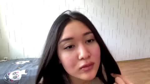 Mila online show from March 27, 2026, 8:26 am