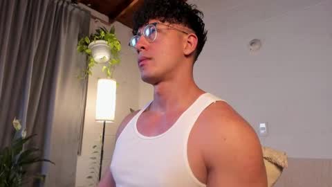 Snapshot of blake_levi chatting on February 10, 2025, 12:41 am Blake Levi Independent Model online show from February 10, 2025, 12:41 am