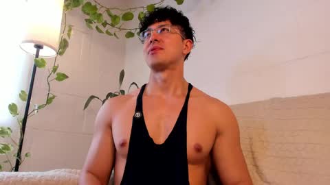 Snapshot of blake_levi chatting on May 8, 2026, 4:45 pm Blake Levi Independent Model online show from May 8, 2026, 4:45 pm