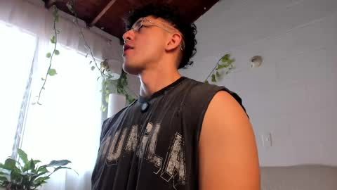 Snapshot of blake_levi chatting on May 13, 2026, 3:31 pm Blake Levi Independent Model online show from May 13, 2026, 3:31 pm