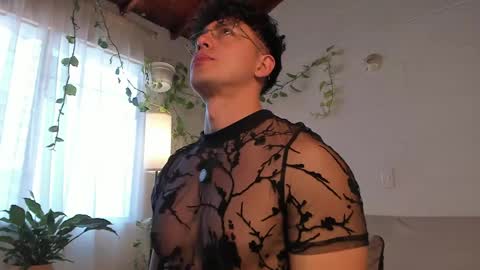 Snapshot of blake_levi chatting on May 24, 2026, 1:05 pm Blake Levi Independent Model online show from May 24, 2026, 1:05 pm
