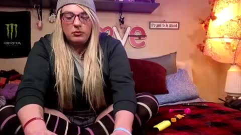 Blakely Morningstar   online show from February 26, 2025, 7:53 am