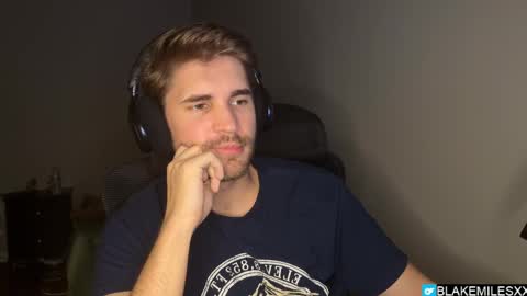 Snapshot of blakemiles2 chatting on September 24, 2025, 4:16 am Blake Miles online show from September 24, 2025, 4:16 am