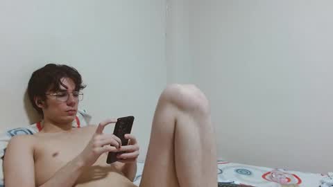 Snapshot of blakeshatter chatting on December 3, 2024, 12:46 am blakeshatter online show from December 3, 2024, 12:46 am