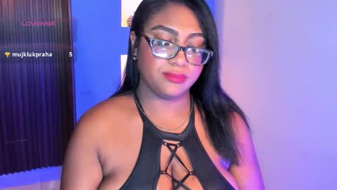 Snapshot of blakmillerrgilson01 chatting on February 17, 2026, 10:05 pm MILLERR GILSON online show from February 17, 2026, 10:05 pm