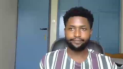 blakmoufaka online show from October 21, 2025, 5:08 am