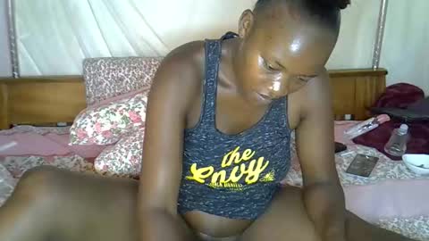 Snapshot of blaqgirl_ chatting on April 14, 2026, 12:49 am blaqgirl_ online show from April 14, 2026, 12:49 am