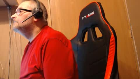 Snapshot of blazingslow chatting on February 7, 2026, 7:01 am blazingslow online show from February 7, 2026, 7:01 am