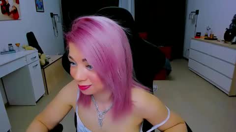 Nicole online show from December 2, 2024, 3:37 am