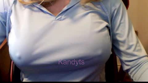 Kandyts online show from October 18, 2025, 2:51 pm