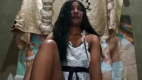 Lola online show from March 17, 2026, 1:21 am