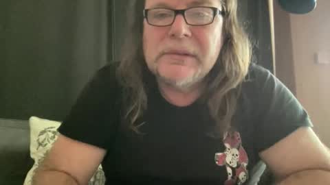 Snapshot of bllyidol chatting on March 18, 2026, 7:33 am BlIdoL online show from March 18, 2026, 7:33 am