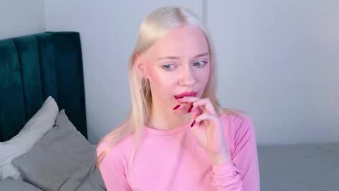 you can call me Melissa online show from September 18, 2025, 1:35 pm