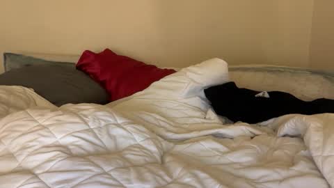 blondebunny999 online show from February 26, 2026, 8:35 am