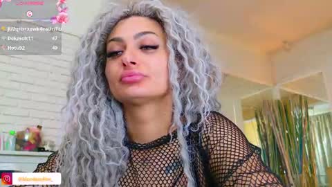 blondeceline online show from July 14, 2026, 10:21 am