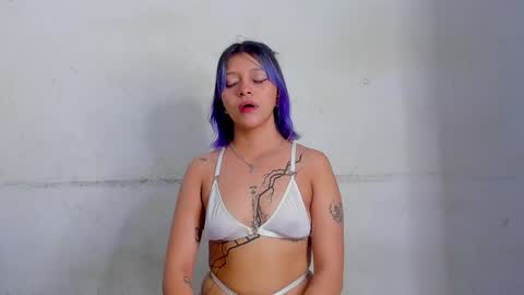 Kim mia and 3 boys ready for action online show from January 24, 2025, 11:04 am