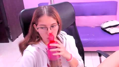 blondie_dirty_squirt online show from April 8, 2026, 11:54 am