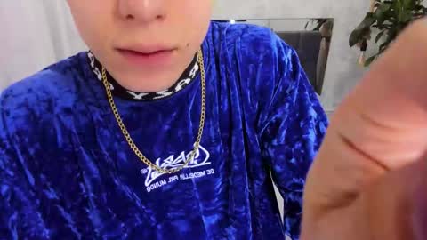 Snapshot of blondie_lover69 chatting on October 5, 2025, 8:18 pm Maleeth online show from October 5, 2025, 8:18 pm