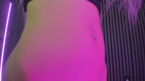 blondie_muller online show from February 23, 2025, 2:18 am