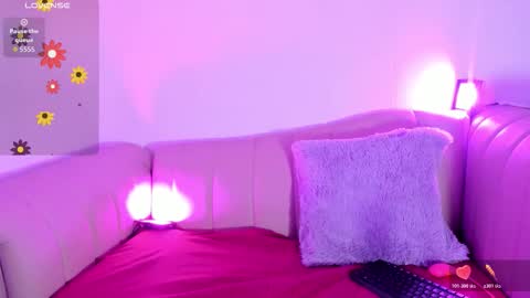 blondiecutee online show from November 27, 2025, 4:58 am