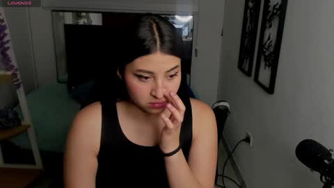 bloom_winxx online show from February 7, 2026, 2:48 am