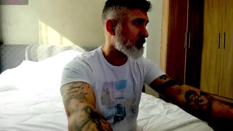 Nico online show from February 24, 2025, 8:17 am