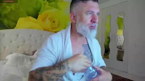 Nico online show from April 3, 2026, 6:55 am