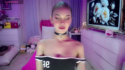 Snapshot of blue_aiveexx chatting on November 22, 2025, 5:39 am aivee online show from November 22, 2025, 5:39 am