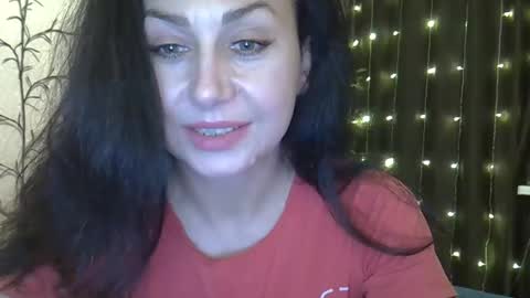 Snapshot of blue_berryx chatting on December 4, 2024, 6:00 am blue_berryx online show from December 4, 2024, 6:00 am