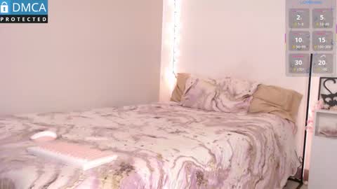 Blue online show from November 17, 2025, 12:55 pm