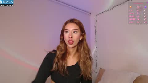 Blue online show from April 21, 2026, 2:51 am