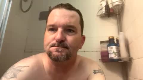 bluecollarpixel online show from April 21, 2026, 8:12 pm