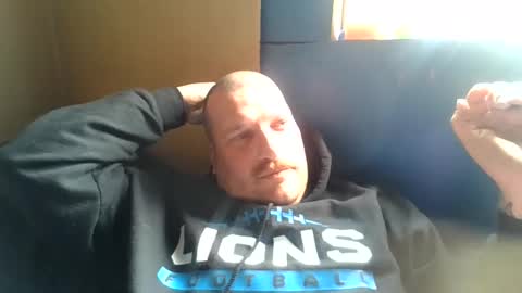 Snapshot of bluedemoneyes1986 chatting on March 12, 2025, 4:24 pm bluedemoneyes1986 online show from March 12, 2025, 4:24 pm