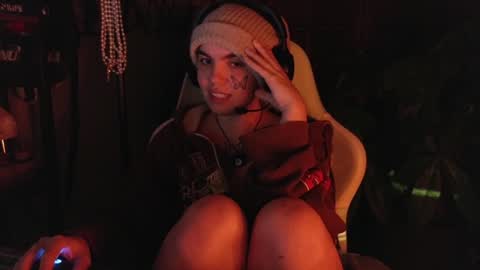 Blue online show from January 14, 2025, 4:25 am