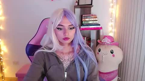 Im Abril .. Nice to meet you  thumb up me please its important  INDEPENDENT MODEL online show from October 1, 2025, 1:11 am