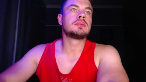 blueeyeboy0 online show from December 5, 2024, 8:00 pm