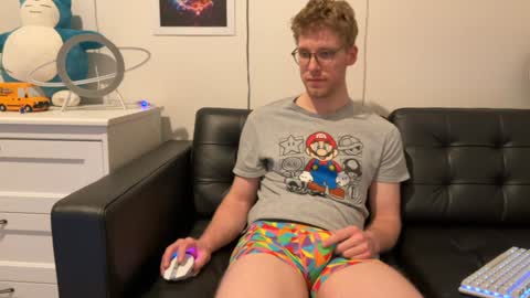 blueeyedtallguy online show from January 11, 2025, 4:06 am