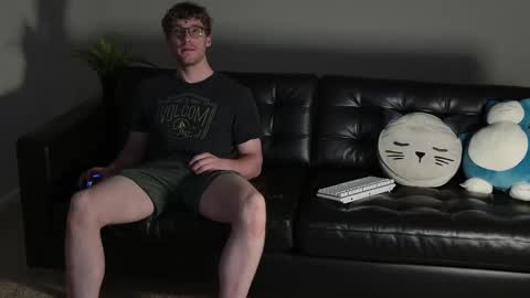 blueeyedtallguy online show from September 10, 2025, 2:11 am