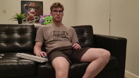 blueeyedtallguy online show from October 4, 2025, 11:03 pm