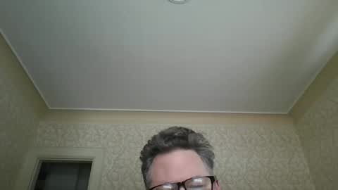 Snapshot of bluemoose70 chatting on January 6, 2025, 3:19 pm bluemoose70 online show from January 6, 2025, 3:19 pm